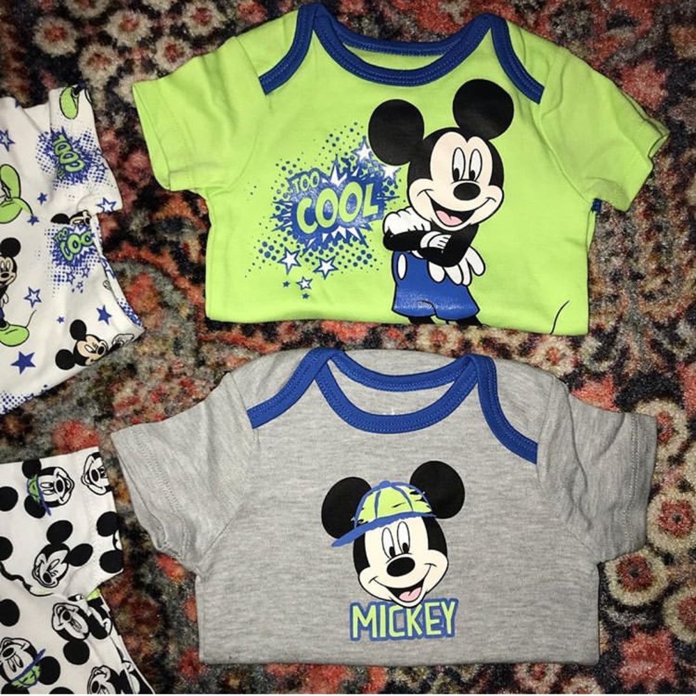 Lot of 5 NWT Disney Kids Mickey onesies